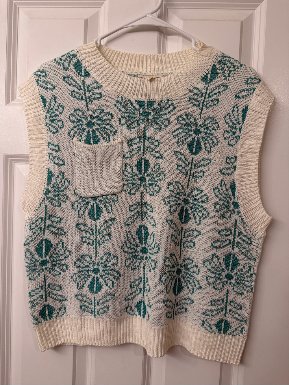 Floral Knit Sleeveless Sweater Vest - Cream with Green Floral